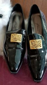 Piatto black patent flats with gold decoration